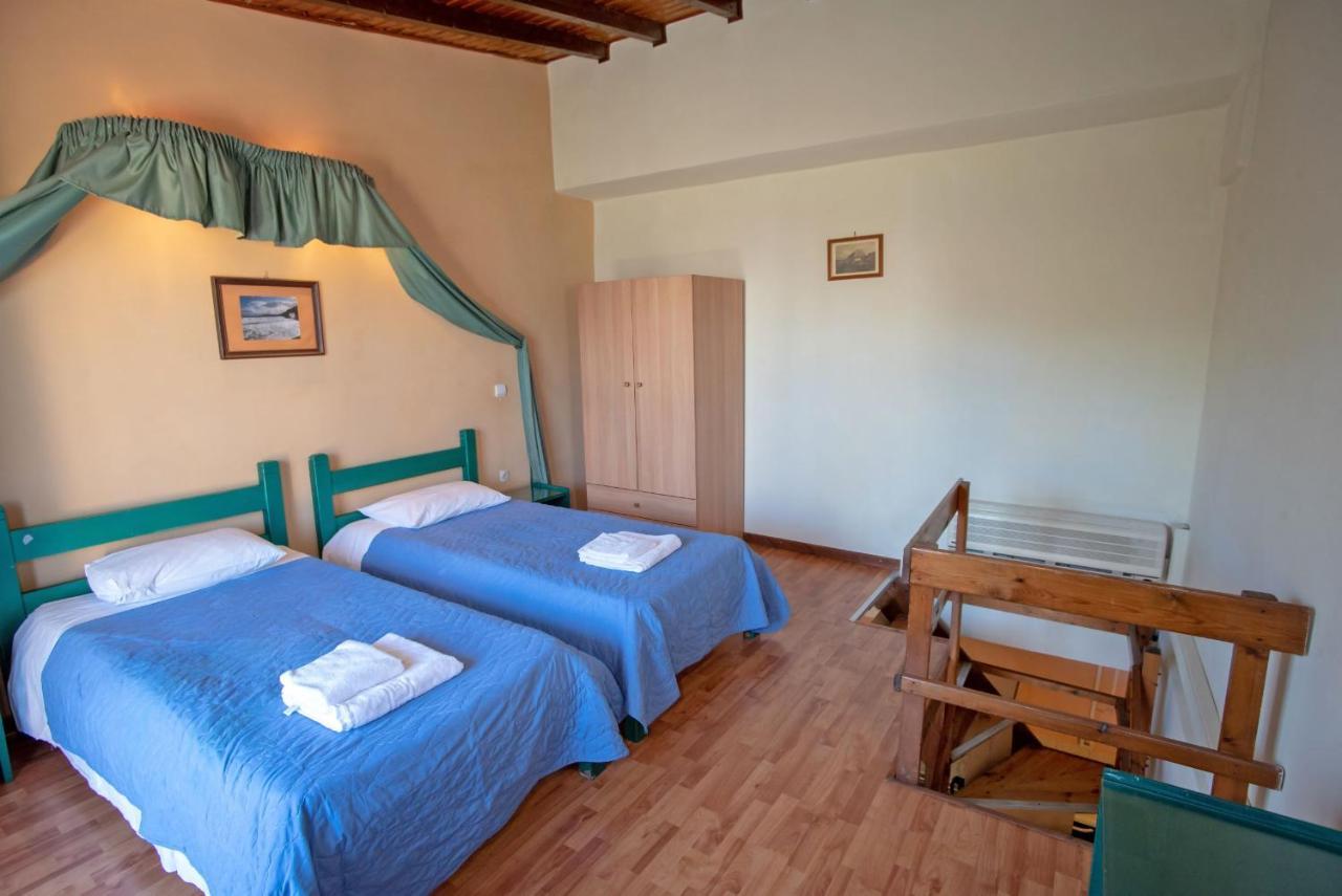 Kleoni Club Apartments Tolón Eksteriør billede