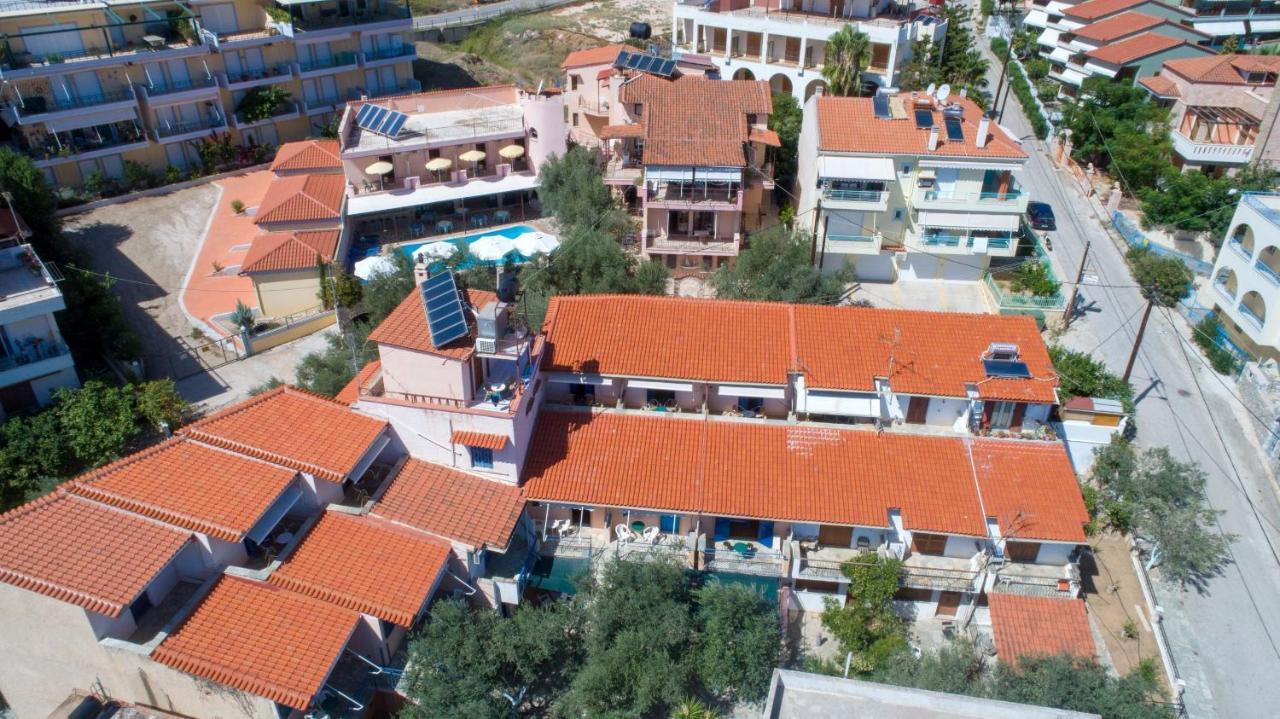 Kleoni Club Apartments Tolón Eksteriør billede