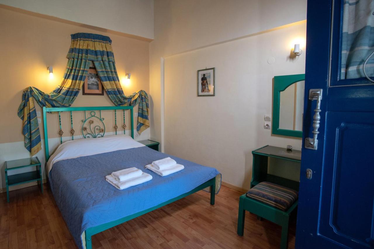 Kleoni Club Apartments Tolón Eksteriør billede